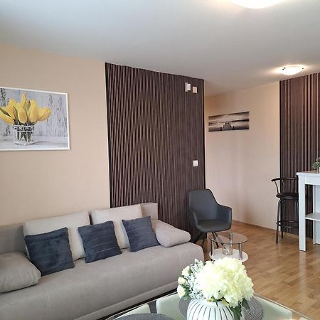 Apartman Elegance Liptovsky Mikulas Exterior foto